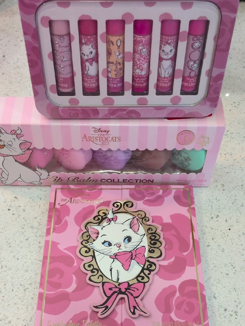 DISNEY ARISTOCRATS Makeup & Lip Balm Gift Set - Pink, Purple, Mint